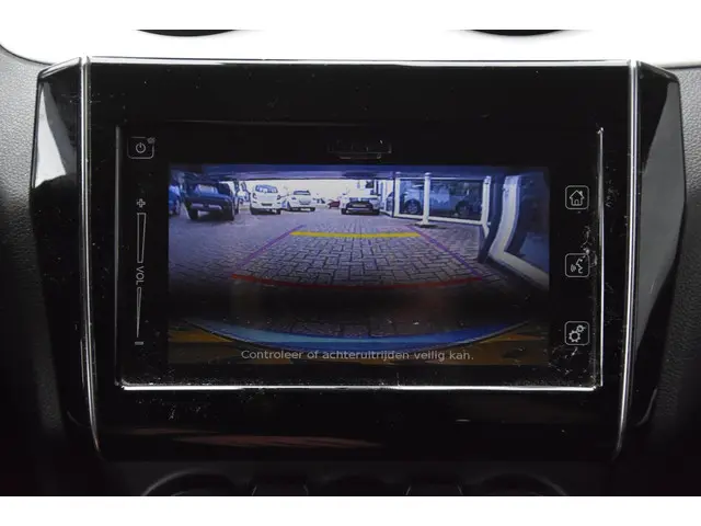Suzuki Swift 1.0 Automaat Stijl-NLse auto 2020 Benzine 14