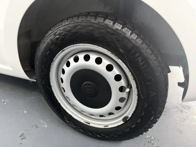 SEAT Mii 1.0 FR Connect 2017 Benzine 17