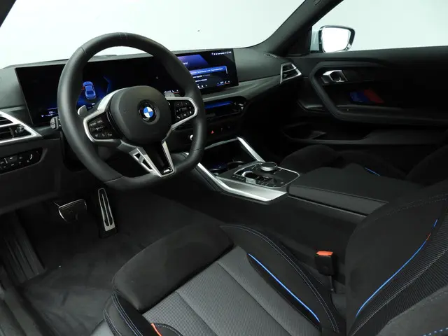 BMW 2 Serie Coupé 218i 2025 Benzine 13