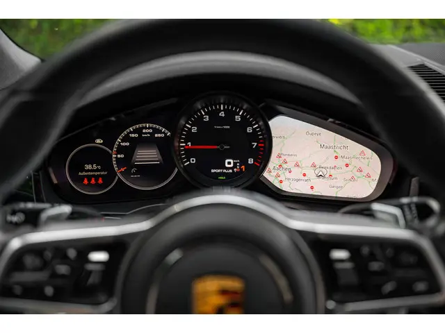 Porsche Cayenne Coupé 3.0 Platinum Edition 2022 Benzine 15