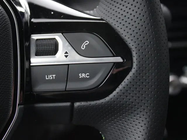 Peugeot 2008 1.2 Hybrid 145 GT 2026 Hybride Benzine 26