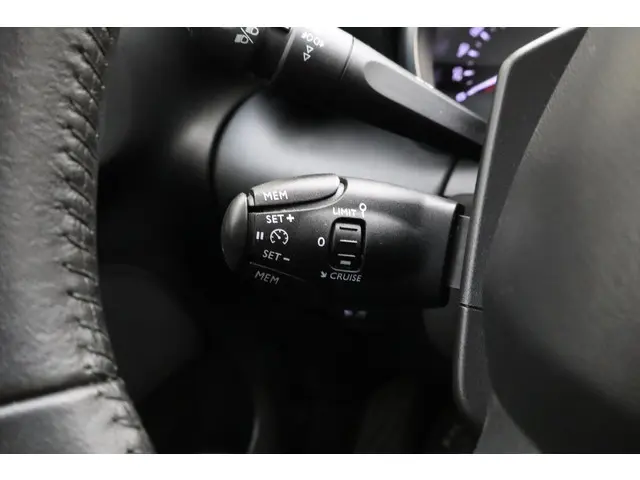 Citroën C3 Aircross 1.2 PureTech S&S Feel 2018 Benzine 27