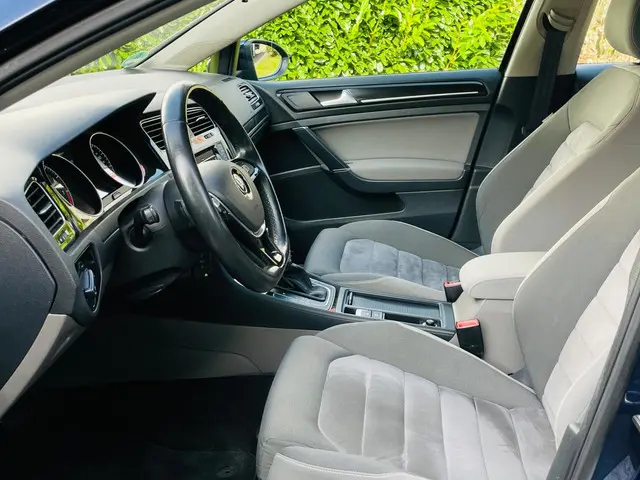 Volkswagen Golf 1.4 TSI Highline/Automaat 2013 Benzine 9