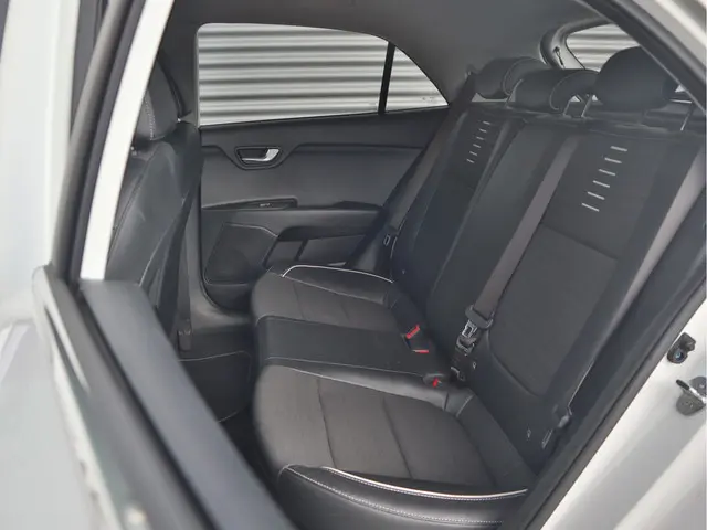 Kia Rio 1.0 T-GDi MHEV GT-Line 2023 Benzine 9