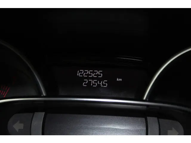 Renault Clio 0.9 TCe Limited 90 pk 2017 Benzine 17