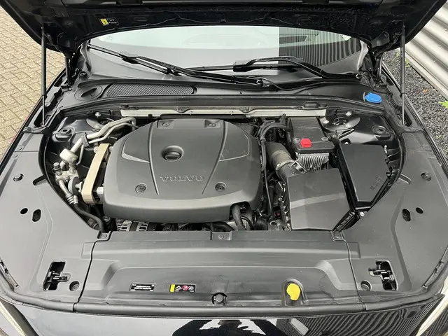 Volvo V90 2.0 T5 Momentum 2017 Benzine 23