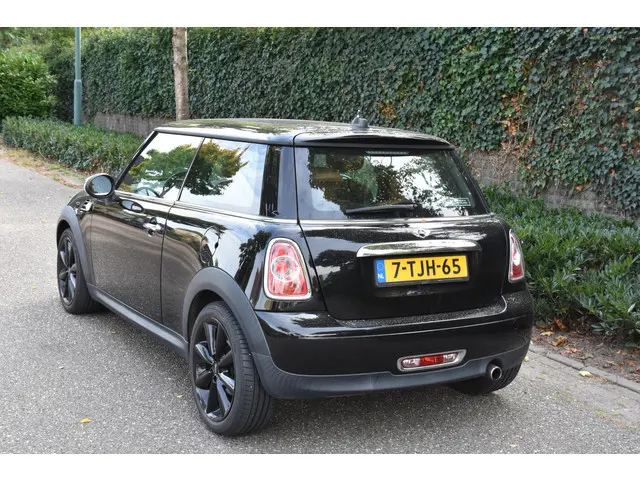 MINI Cooper Mini 1.6 Chili Final Edition 2014 Benzine 5