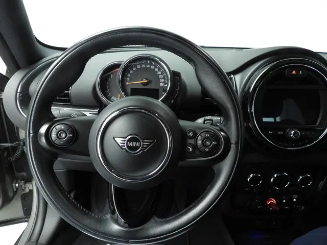 MINI Clubman Cooper 2019 Benzine 11