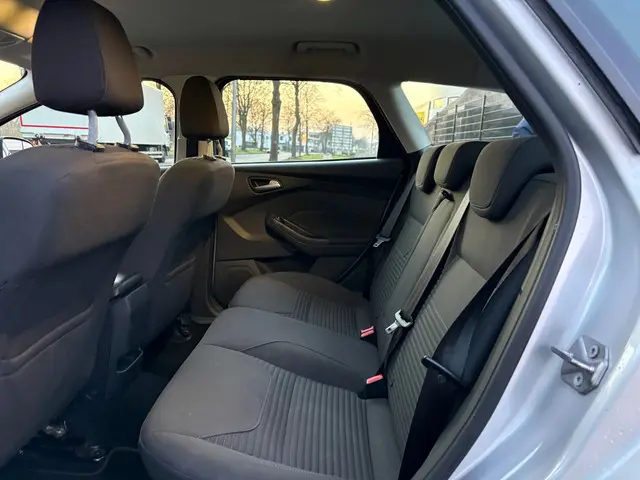 Ford Focus Wagon 1.0 Titanium 2016 Benzine 16