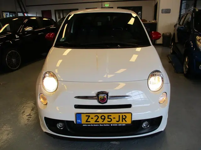Fiat 500 1.4-16V Abarth 2012 Benzine 9