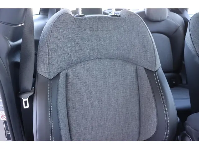 MINI Cooper Mini 1.5 Classic 2023 Benzine 11
