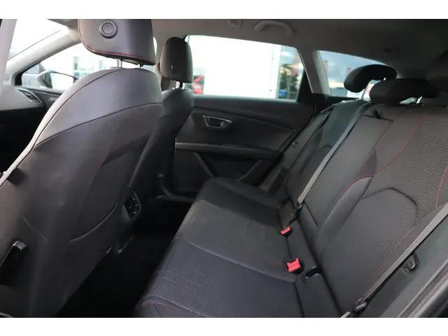 SEAT Leon ST 1.4 TSI FR 2014 Benzine 7