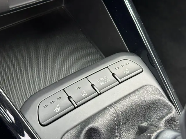 Kia Stonic 1.0 T-GDi MHEV DynamicPlusLine 2024 Benzine 23