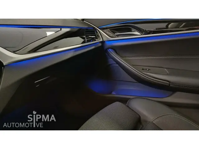 BMW 5 Serie 530i Sport line 2019 Benzine 13