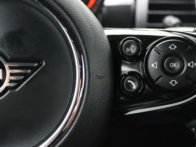 MINI 3-Deurs Cooper 2019 Benzine 23