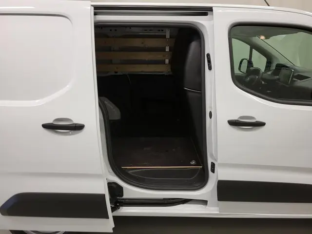 Peugeot Partner 1.5BlueHDi 100pk Euro 6! 2023 Diesel 6
