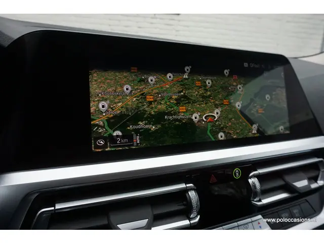 BMW 3 Serie 318i 2021 Benzine 17