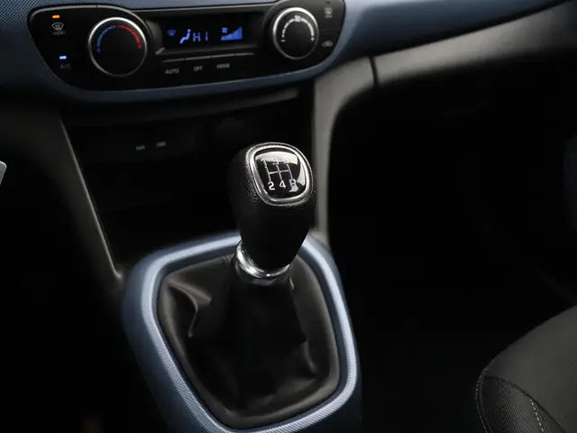 Hyundai i10 1.0i i-Motion Comfort 2016 Benzine 19