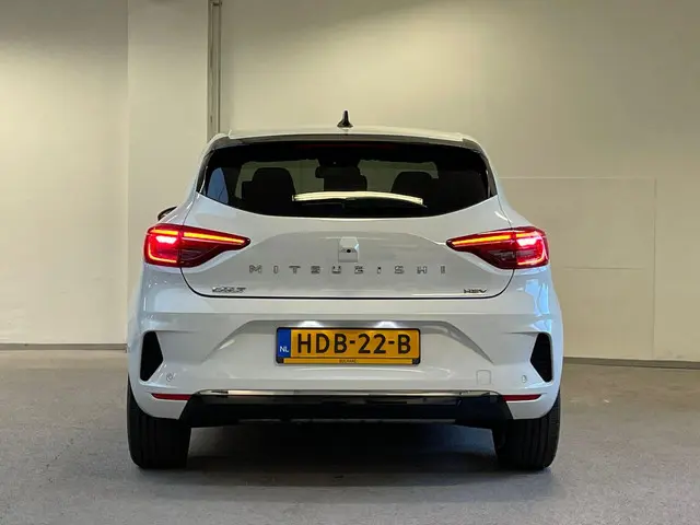 Mitsubishi Colt 1.6 HEV Intense+ 2025 Hybride Benzine 3