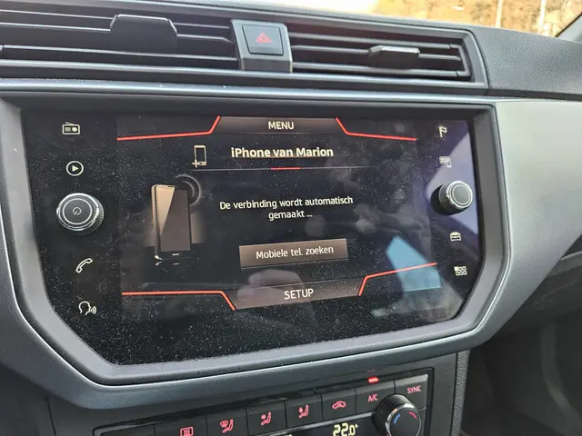 SEAT Arona 1.0 TSI Style Business Intense 2018 Benzine 30