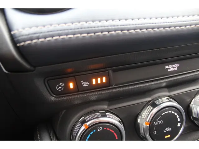 Mazda 2 1.5 Skyact-G Luxury 2021 Benzine 18