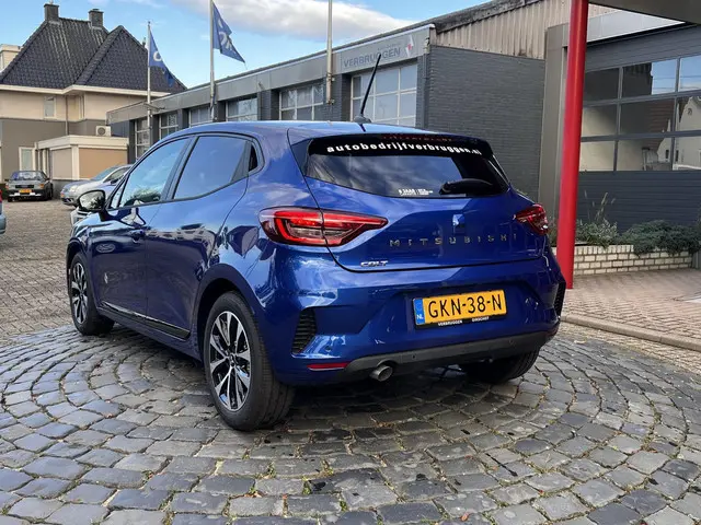 Mitsubishi Colt 1.0T Intense 2024 Benzine 3