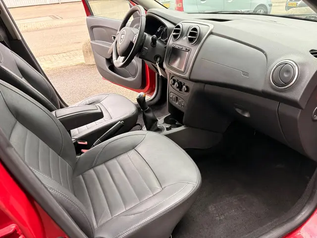 Dacia Sandero Stepway 0.9 TCe Lauréate 2013 Benzine 9