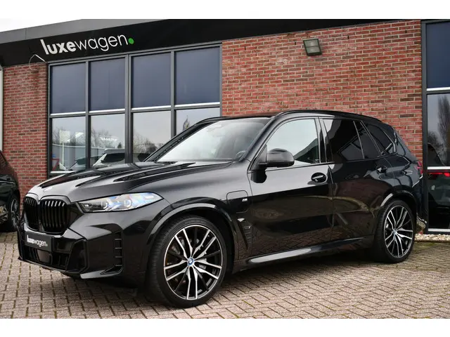 BMW X5 xDrive50e M-Sport 2023 Hybride Benzine 32