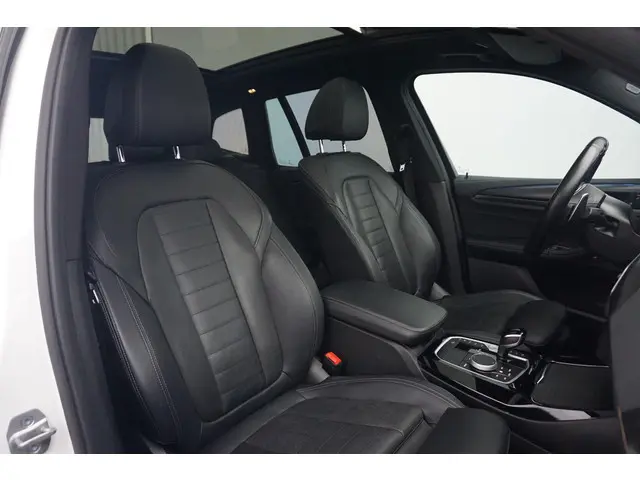 BMW X3 xDrive30e 2022 Hybride Benzine 9