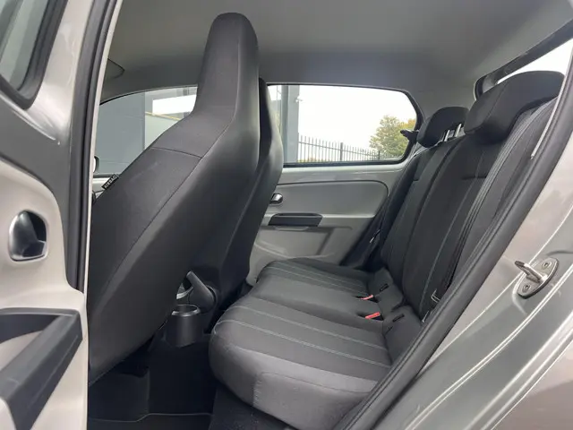 SEAT Mii 1.0 Style 2017 Benzine 8