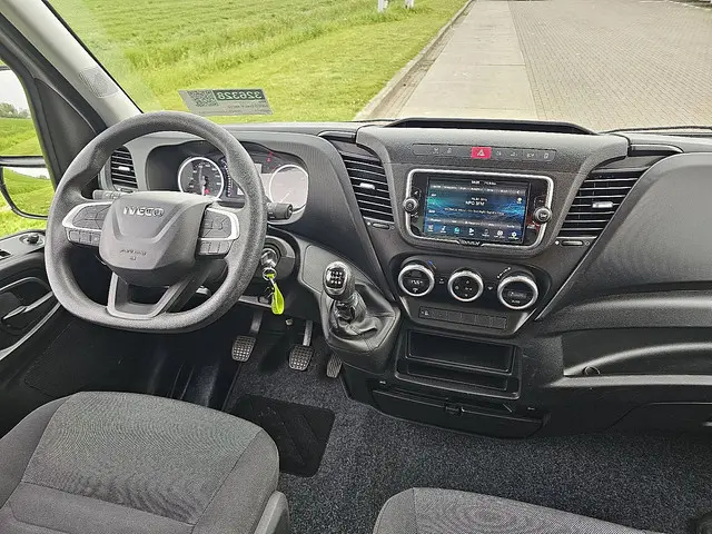 Iveco Daily 35C16 2023 Diesel 8