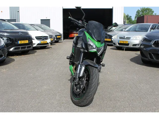 Kawasaki Z800 2