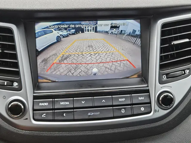 Hyundai Tucson 1.6 GDi Comfort 2016 Benzine 18