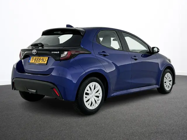Toyota Yaris 1.5 Hybrid Active Auto. 2023 Hybride Benzine 4
