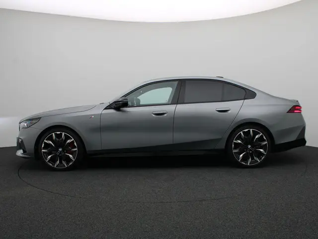 BMW i5 Sedan 2024 Elektrisch 4