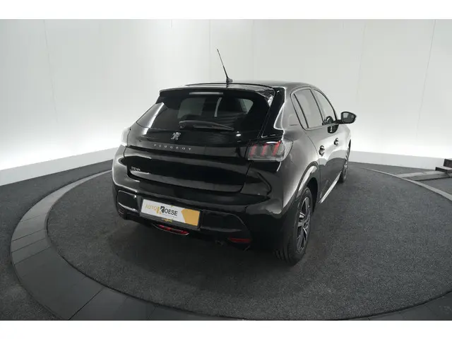 Peugeot 208 PureTech 100 Allure Pack 2023 Benzine 55