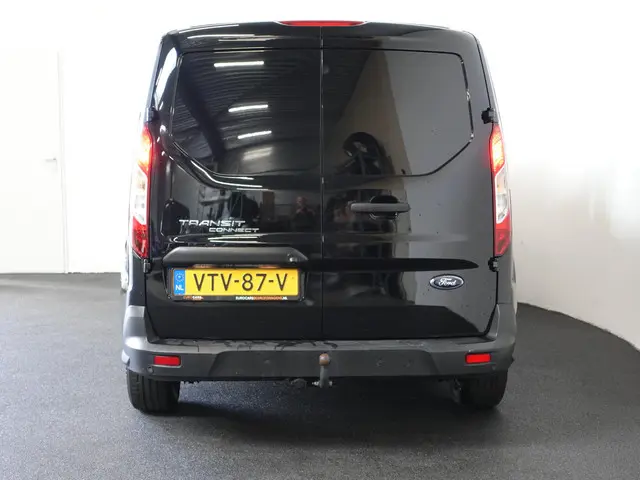 Ford Transit Connect 1.5 EcoBlue L2 Trend 2023 Diesel 4