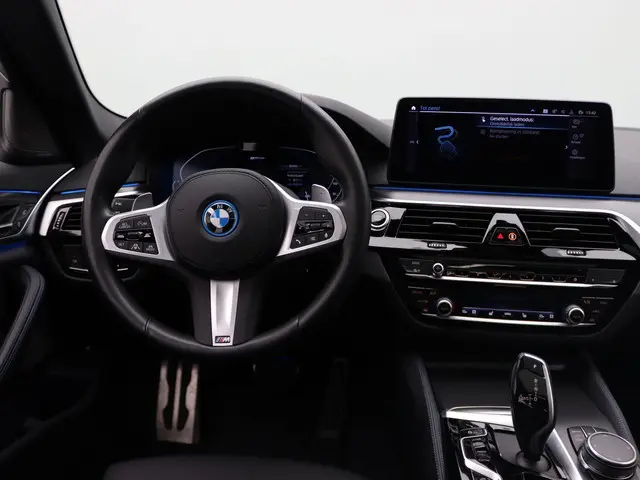 BMW 5 Serie Sedan 545e xDrive 2022 Hybride Benzine 7