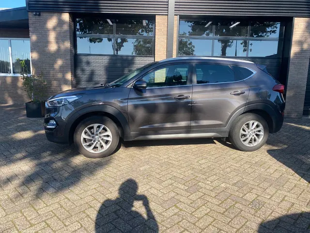 Hyundai Tucson 2