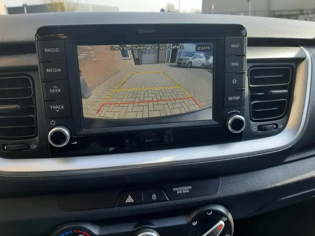 Kia Stonic 1.0 T-GDi DynamicLine 2019 Benzine 9