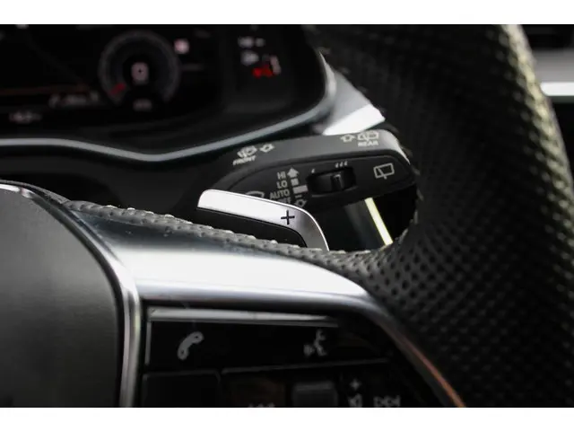 Audi A6 Avant 45 TFSI Sport S line edition 2020 Benzine 8