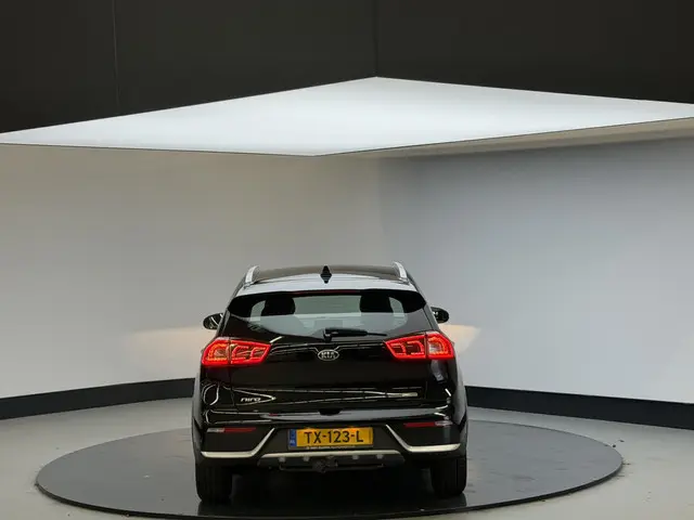 Kia Niro 1.6 GDi Hybrid DynamicLine 2018 Hybride Benzine 8