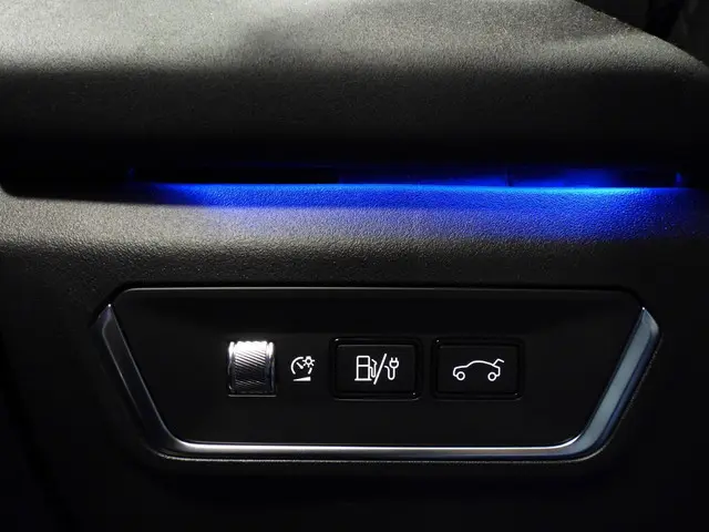 Lynk & Co 01 1.5 PHEV BlackLine 2023 Hybride Benzine 25