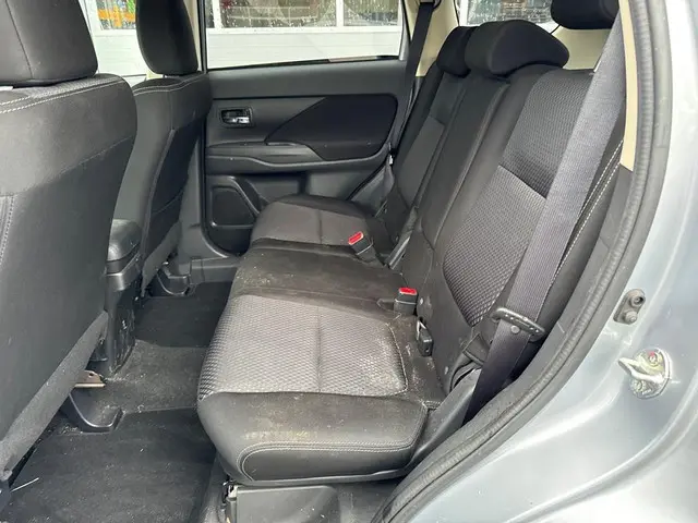 Mitsubishi Outlander 2.0 Connect Pro 2017 Benzine 20