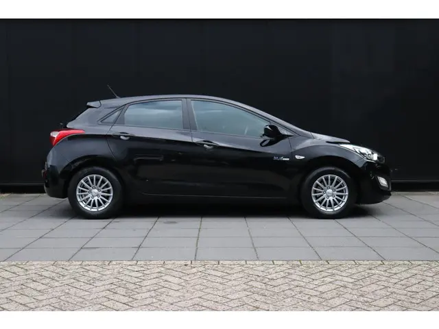 Hyundai i30 1.6 GDI i-Drive Cool Plus 2016 Benzine 4