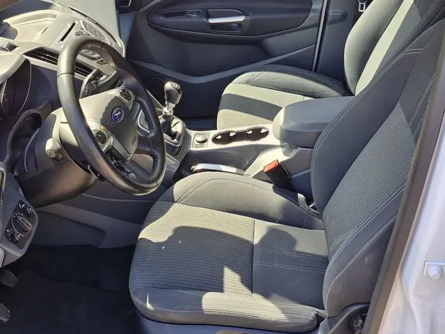 Ford C-MAX 1.0 Titanium 2013 Benzine 11