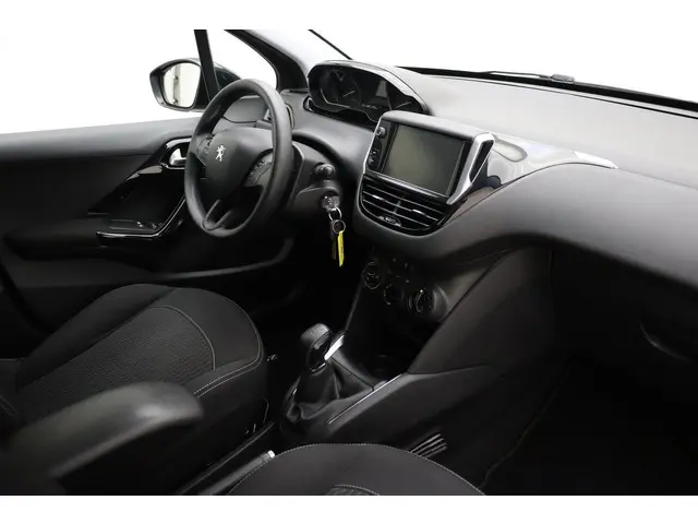Peugeot 208 1.2 PureTech 82pk Blue Lion 2018 Benzine 7