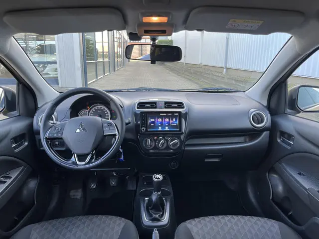 Mitsubishi Space Star 1.2 Active 2020 Benzine 6