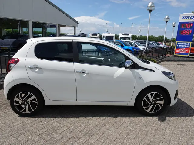 Peugeot 108 1.0 e-VTi Allure 2020 Benzine 2