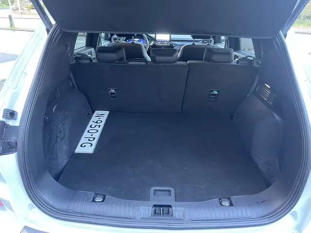 Ford Kuga 2.5 PHEV ST-Line X 2020 Hybride Benzine 46